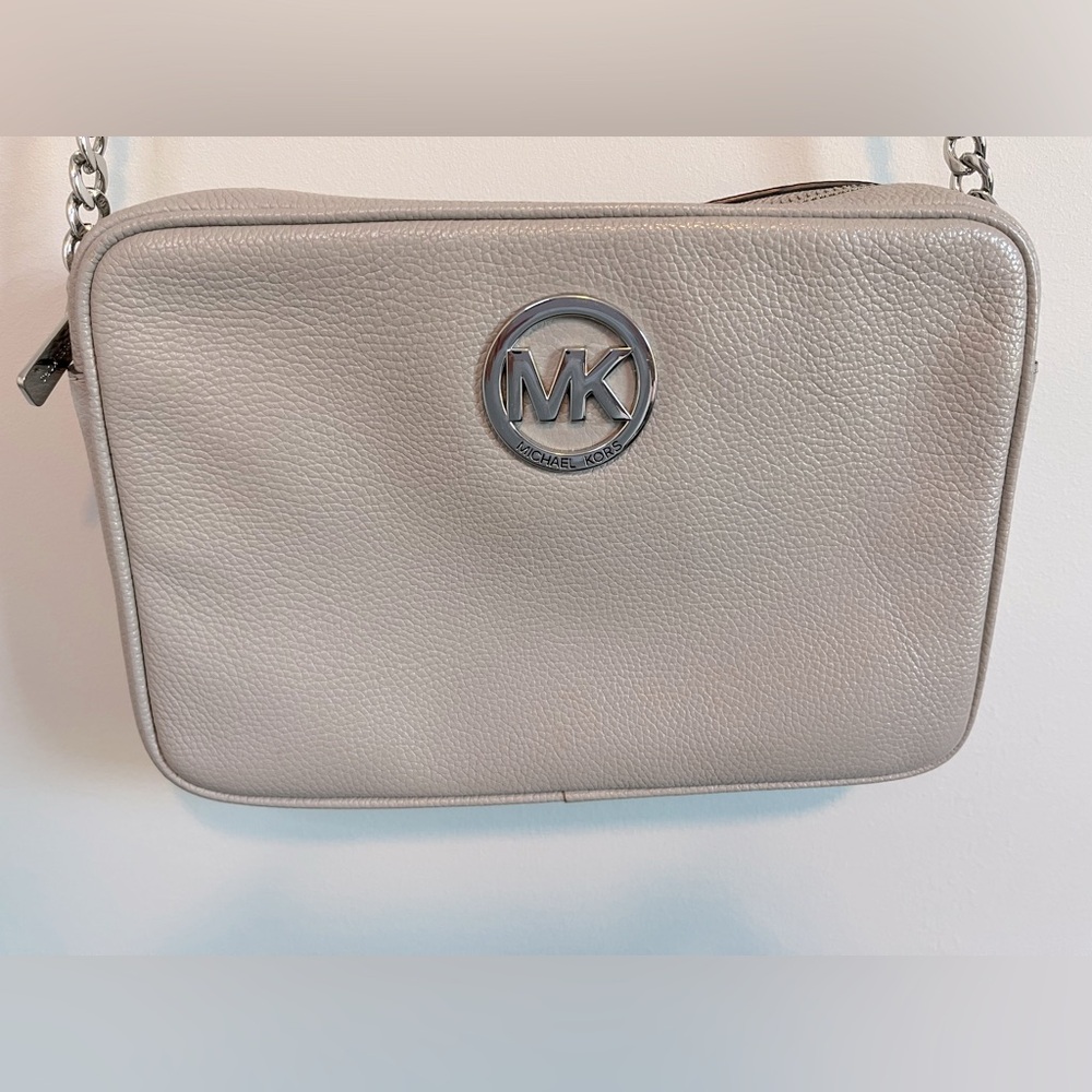 Michael Kors Light Grey Leather Crossbody Purse Bag